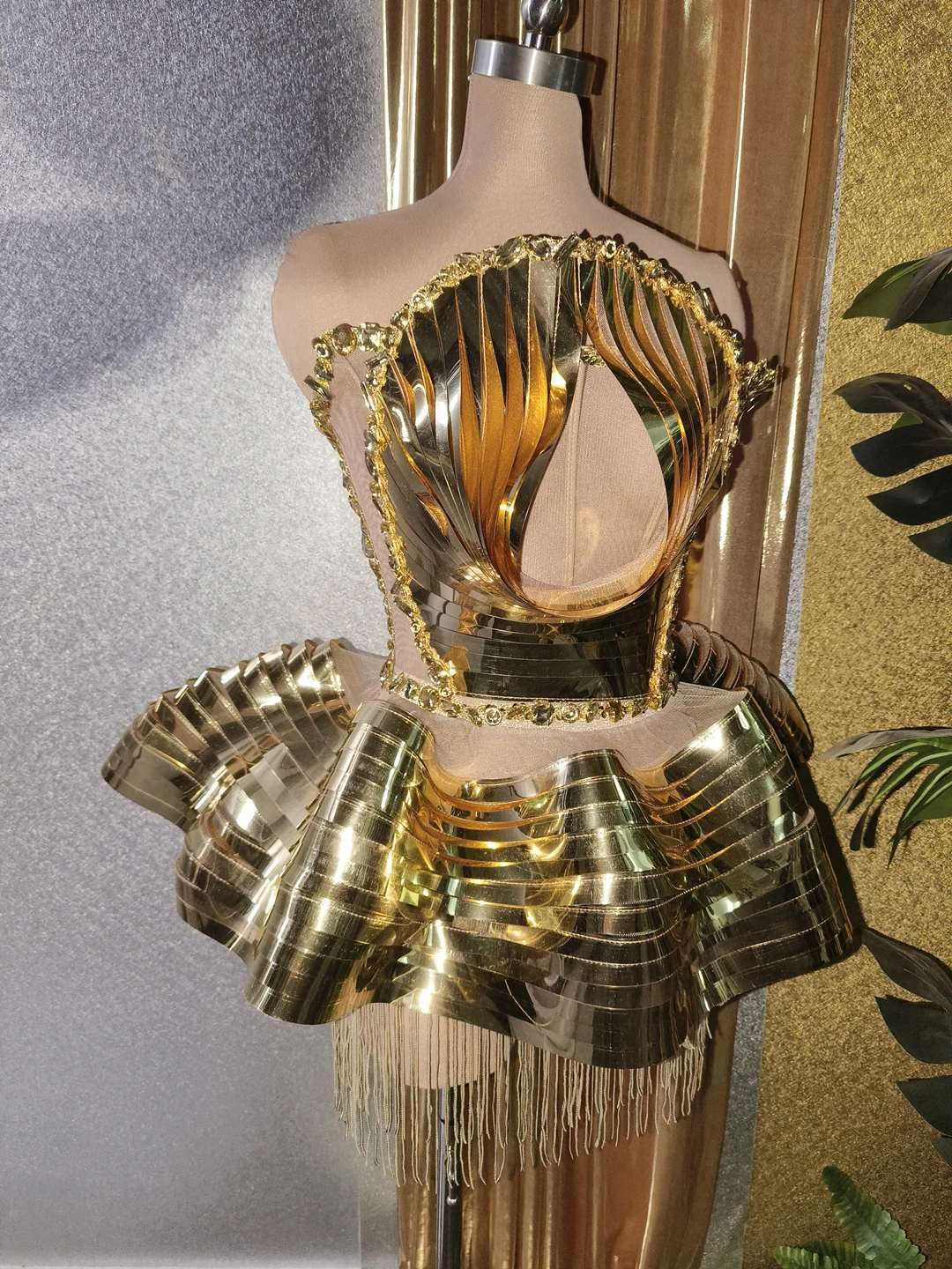 

Performance Costume Night Club Bar Female Reflective Mirror Tassel Dress Singer Model Show