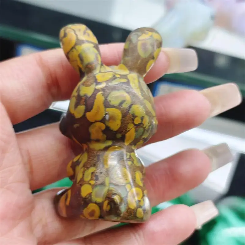 Natural Quartz Stone Cartoon Rabbit Carving Crystal Healing Reiki Halloween Gift Festival Craft For Decoration 1pcs