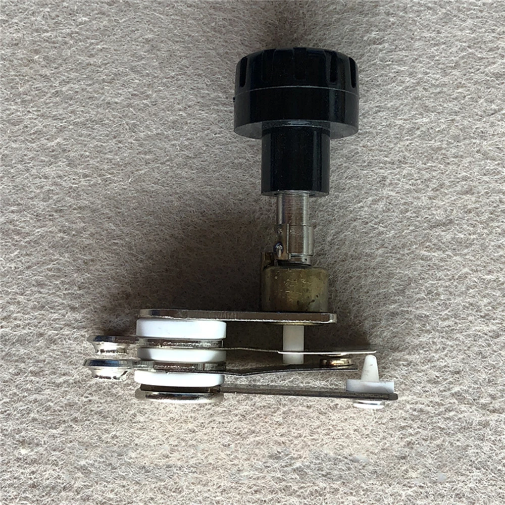 Per 777 Bottiglia sospesa Ferro da stiro a vapore Interruttore manopola termostatico Interruttore di regolazione della temperatura 96K Parti del regolatore di temperatura del ferro elettrico