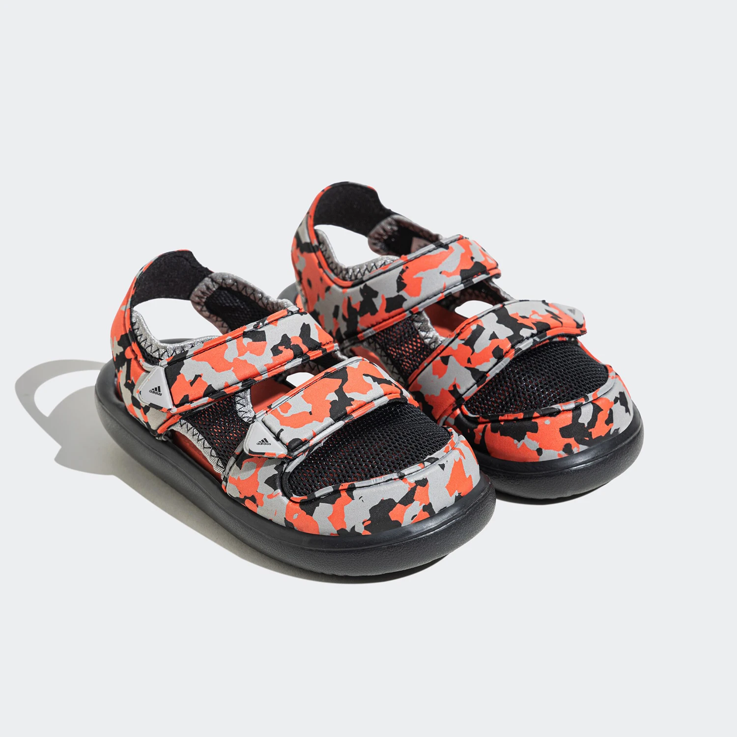 صنادل أديداس الأصلية للأطفال الصغار بحزام خطاف وحلقة خفيفة الوزن ومغلقة من الأمام IE0177 #2