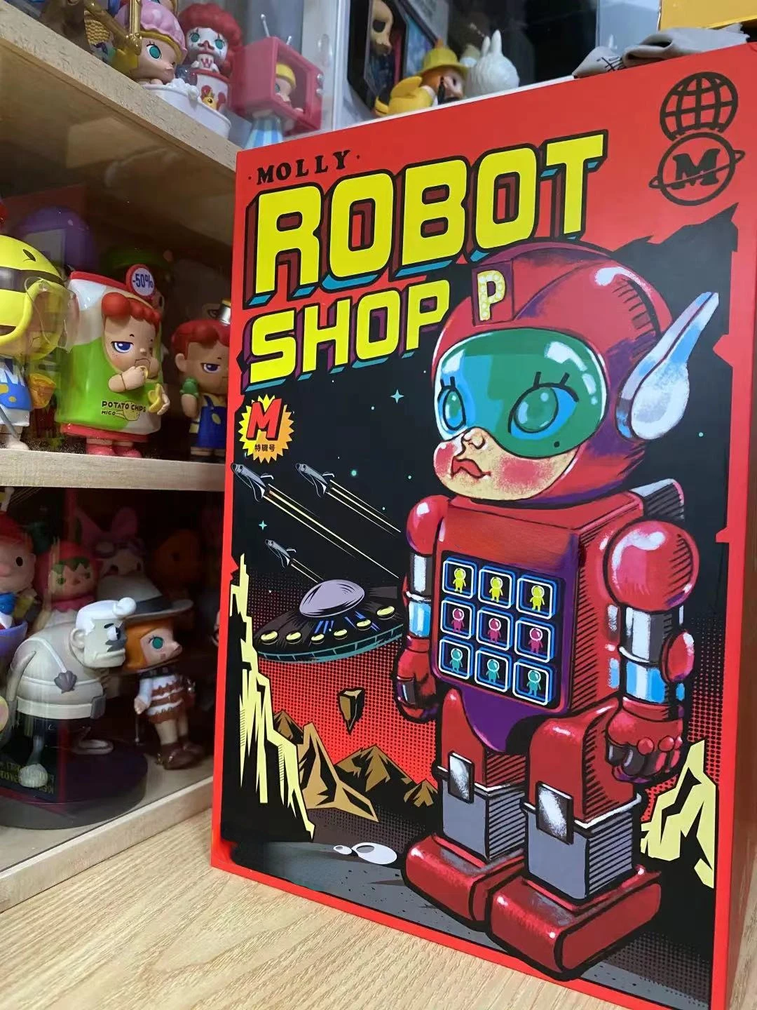 Molly Robot Shop 10th Anniversary Red Fire Space Action Figure Gashapon Machine Designer Toy Creative Decoration Cute