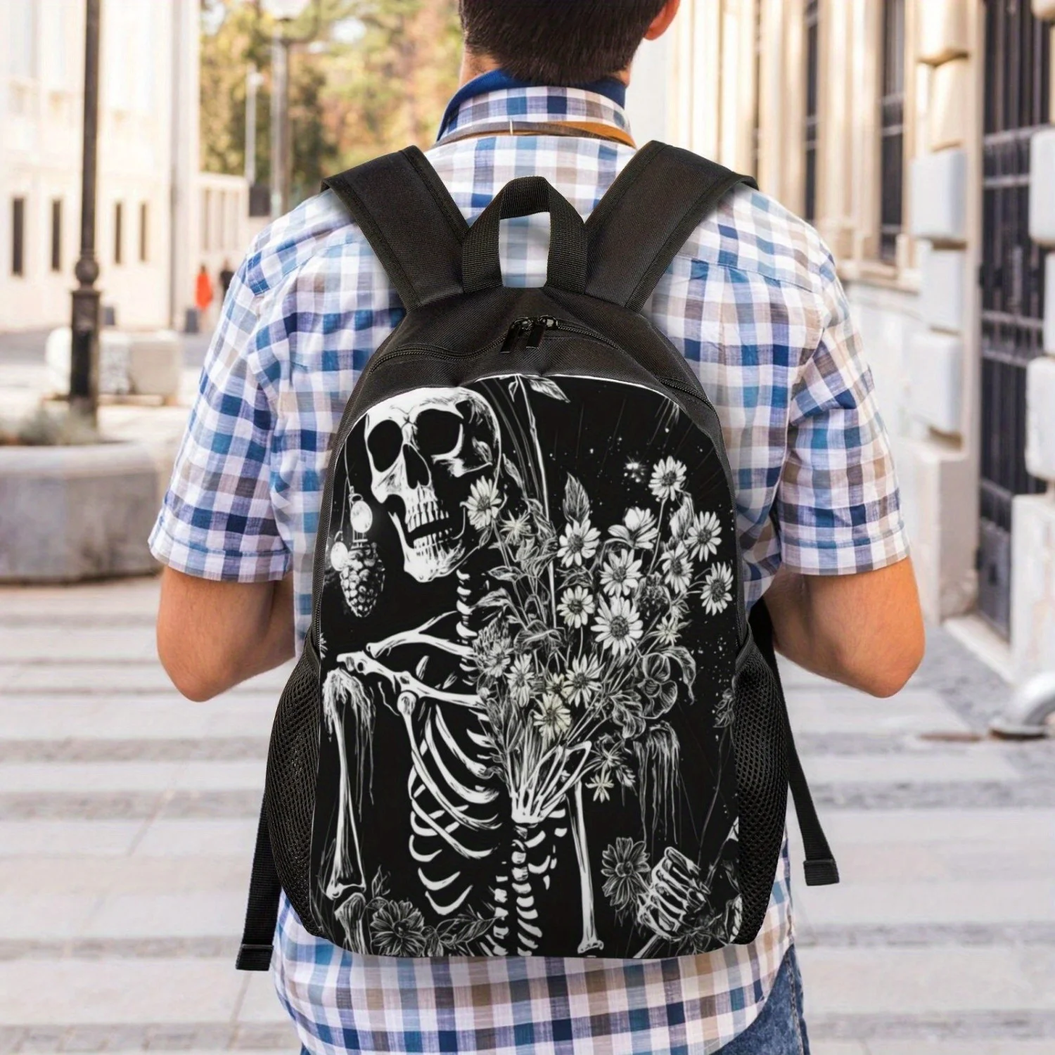 Skull daisy heart-shaped printed street style men's cool backpack, casual bag for strolling and outdoor activities