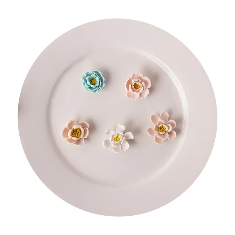 3 Löcher Mini Blatt Blütenblatt Polymer Clay Ohrringe Schneider Blätter geformt Schmuck Anhänger Ton Formen DIY handgemachte Schneidwerkzeuge – Detail 19