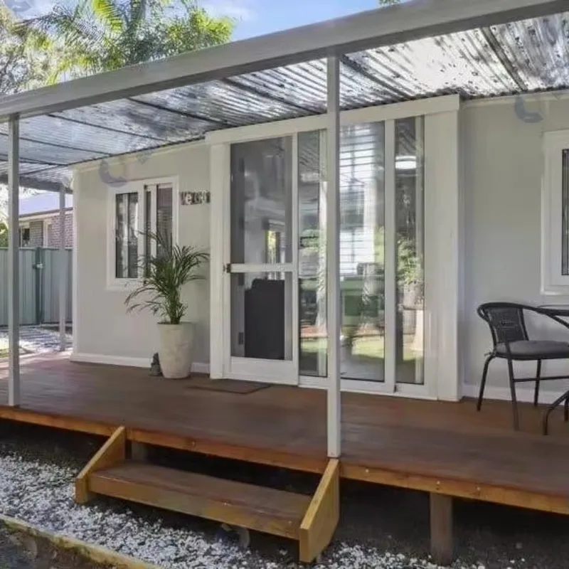 2026 Premium Sandwich Panel Container House with Portable Mobile Home 40ft 2 3 Bedrooms High R Value Insulation