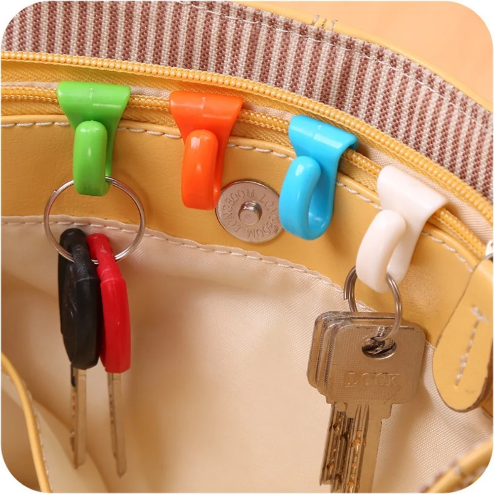 

2024 Anti Loss Bag Hook Portable Creative Key Clip Bag Accessories Bag