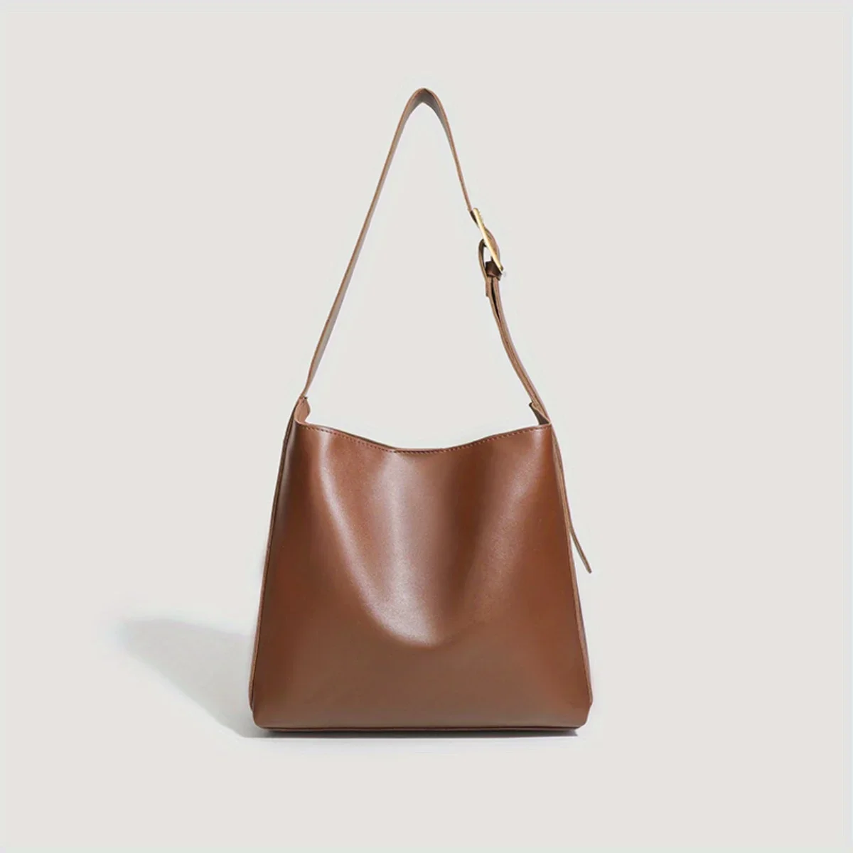 새로운 여성 솔리드 컬러 레트로 핸드백 패션 부드러운 가죽 숄더 백 간단하고 가벼운 대용량 통근자 겨드랑이 가방