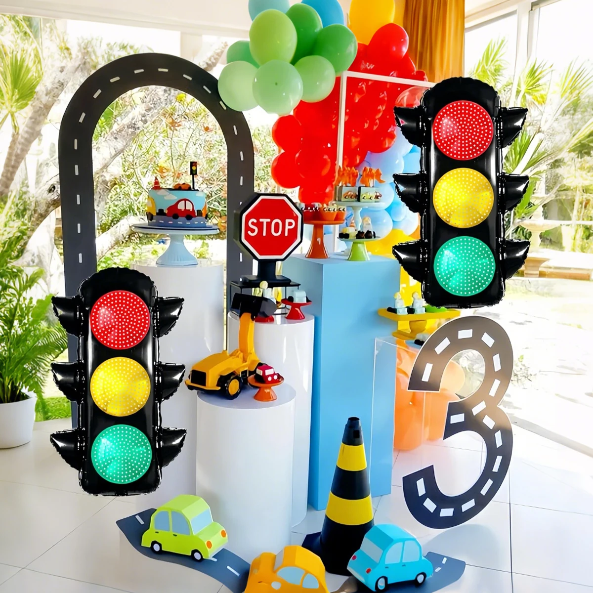 قطعتان من بالونات إشارة المرور، مناسبة لتزيين الحفلات، وديكورات أعياد الميلاد للسباق، وموضوع المرور، ومناظر المدينة