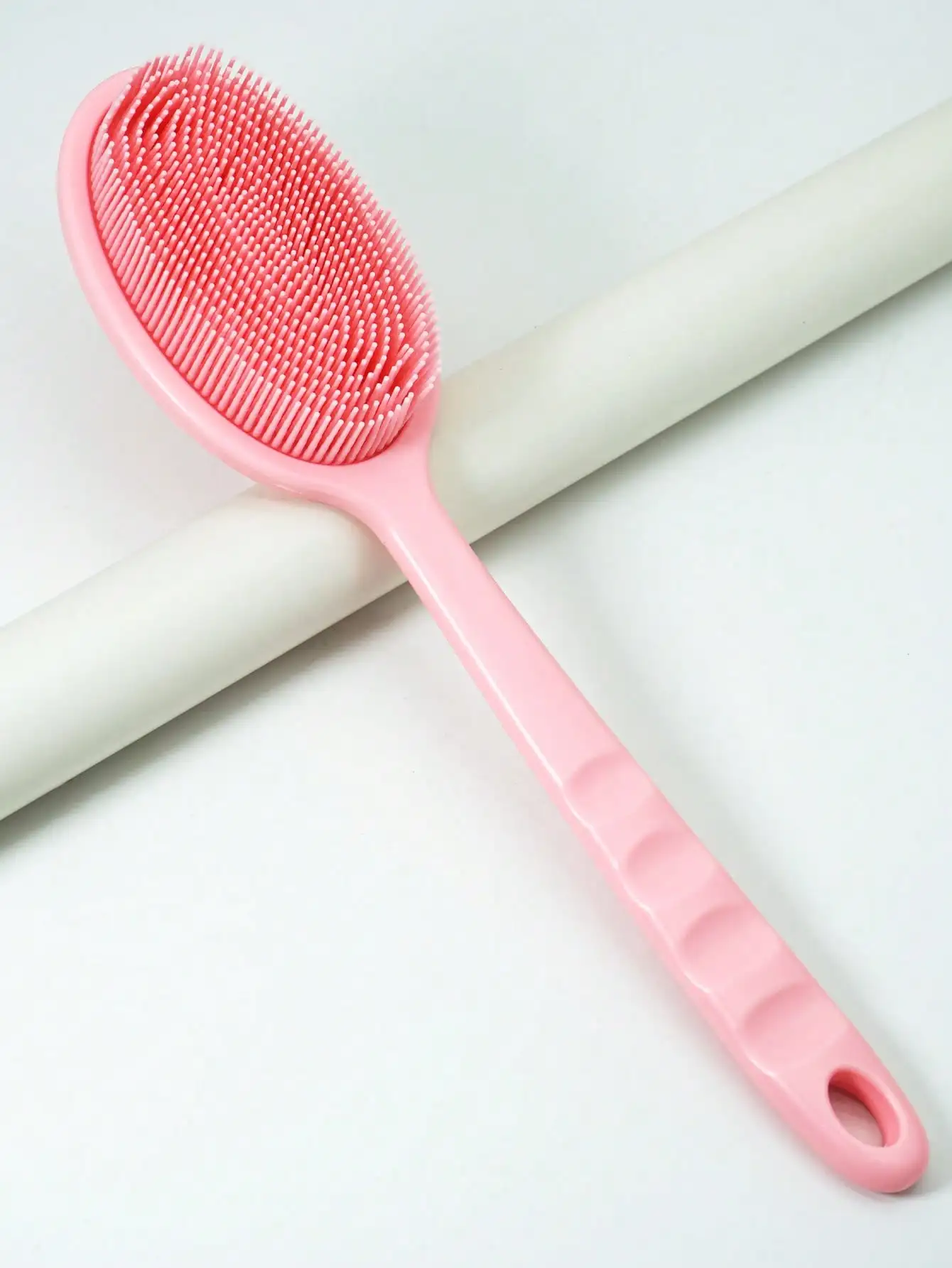 Long Handle Bath Brush Soft Hair Bath Brush Massager Shower Scrubber Body Cleaning Brush Exfoliation Bathroom Accessories