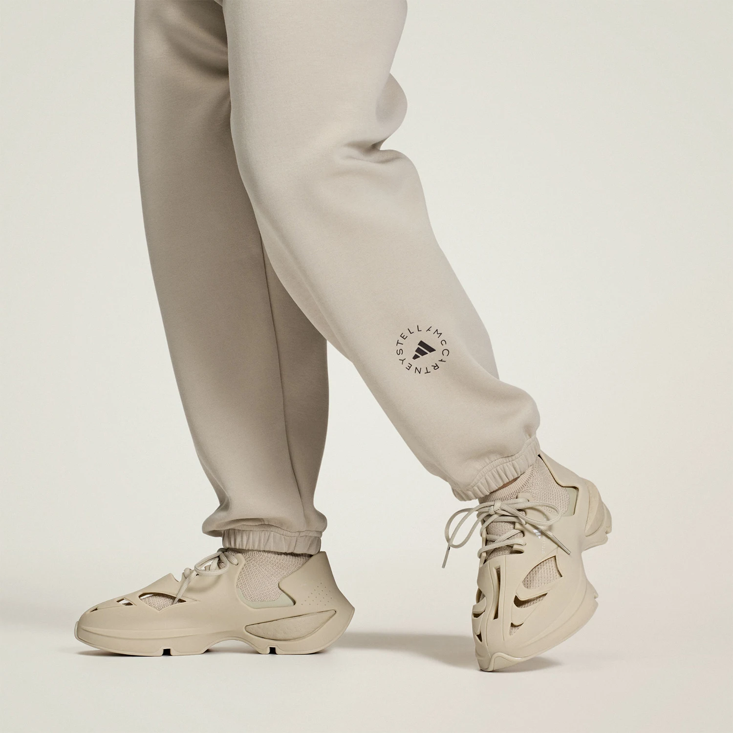 

Adidas genuine New Unisex Sock-Fit Breathable Sport Shoes JH8951