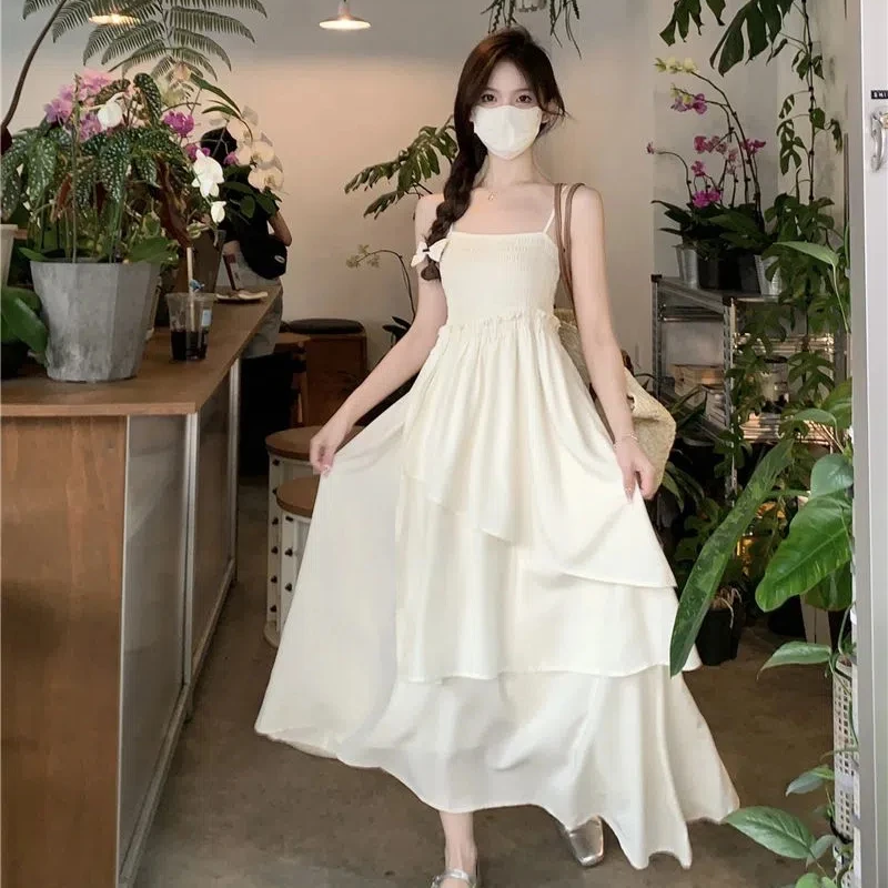 

Sweet super fairy strapless suspender dress for women in summer vacation, high waist slimming irregular cake skirt