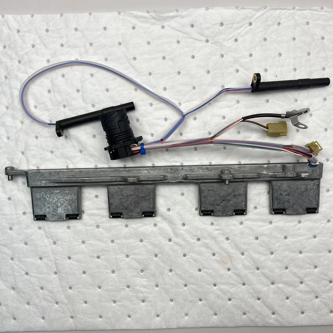 Sensor Saklar Gigi Porsche Panamera 2WD Suku Cadang Asli Baru 97031708500 0501218963