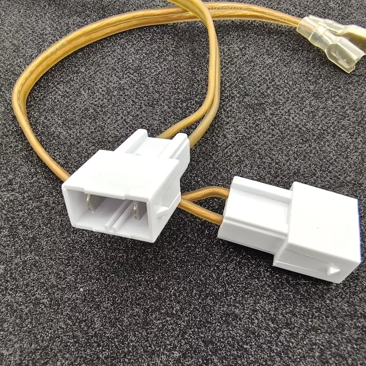 

Автомобильный аудиокабель без разрыва подходит для Honda Lingpai Yage Civic, неразрушающая установка разъема для сопряжения динамиков.