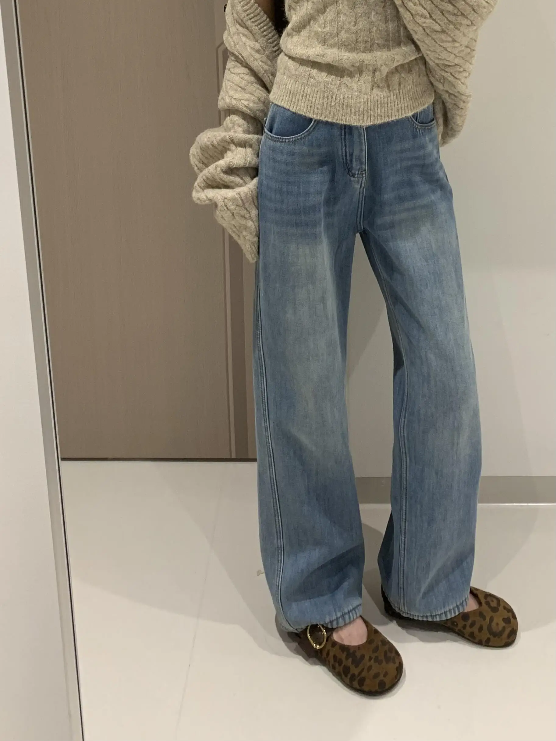 

Light Blue Fleece Lined High Waist Straight Leg Jeans Women Winter Warm Commute Slimming Wide Leg Pants Loose Fit Jeans
