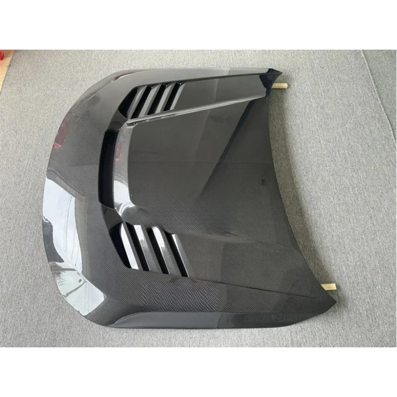 

V Style Dry Carbon Fiber Front Hood Engine Cover For M2 G87