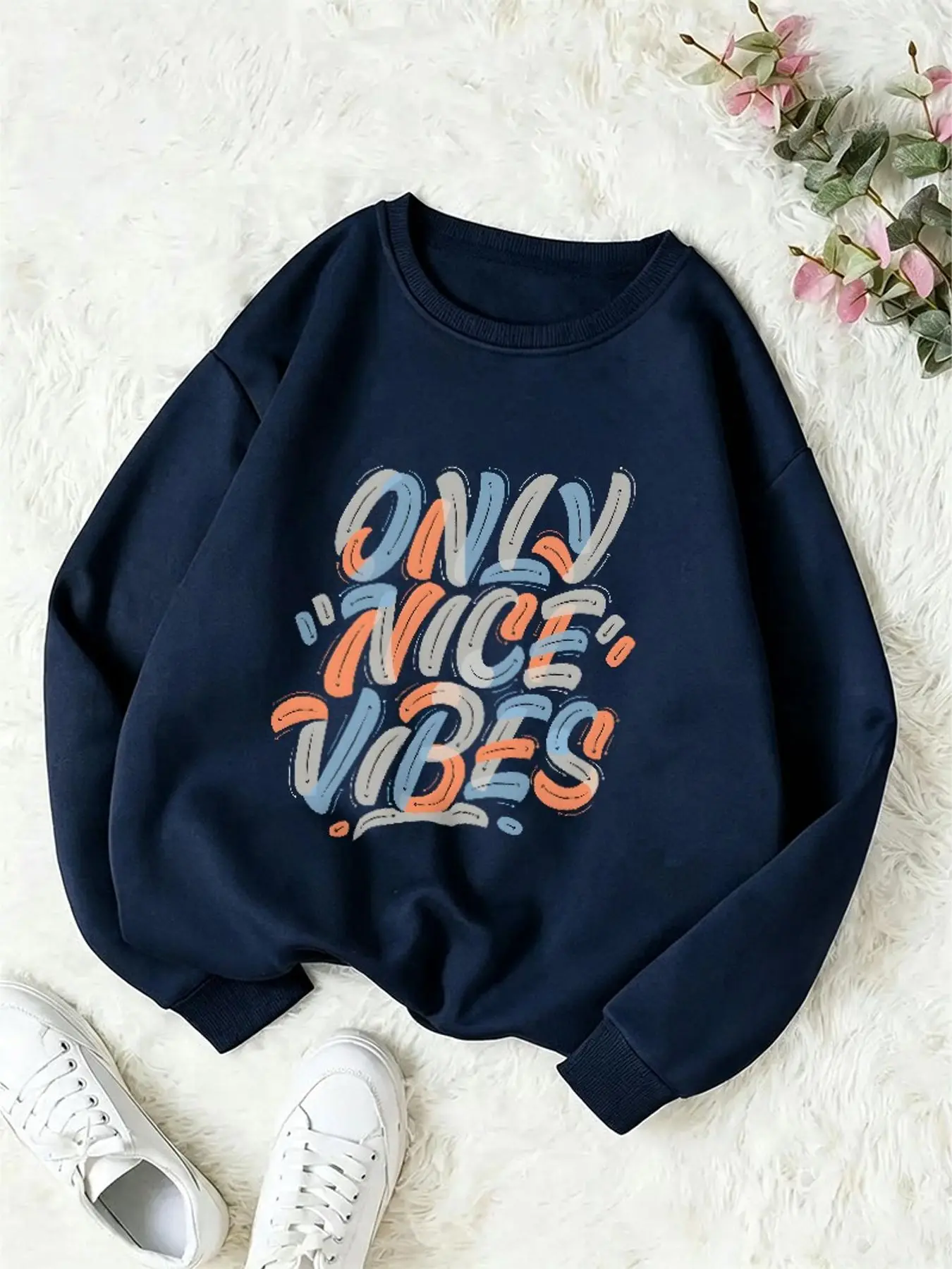 Positive Vibes Women Crewneck Sweatshirt Only Nice Vibes Graffiti Brush Letter Graphic Print Oversized Fleece Long Sleeve Pullover Black Trendy Casual Street Top
