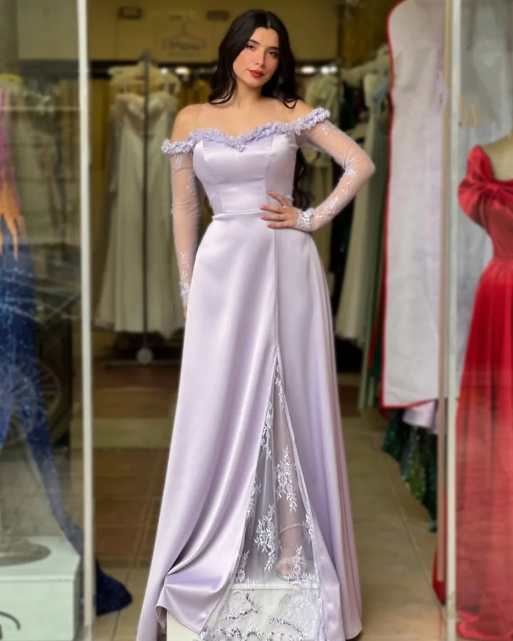 

Индивидуальные современные женские вечерние платья из шармеза с кружевом и драпировкой, элегантные платья А-силуэта с открытыми плечами, длинные до пола, для выпускного вечера