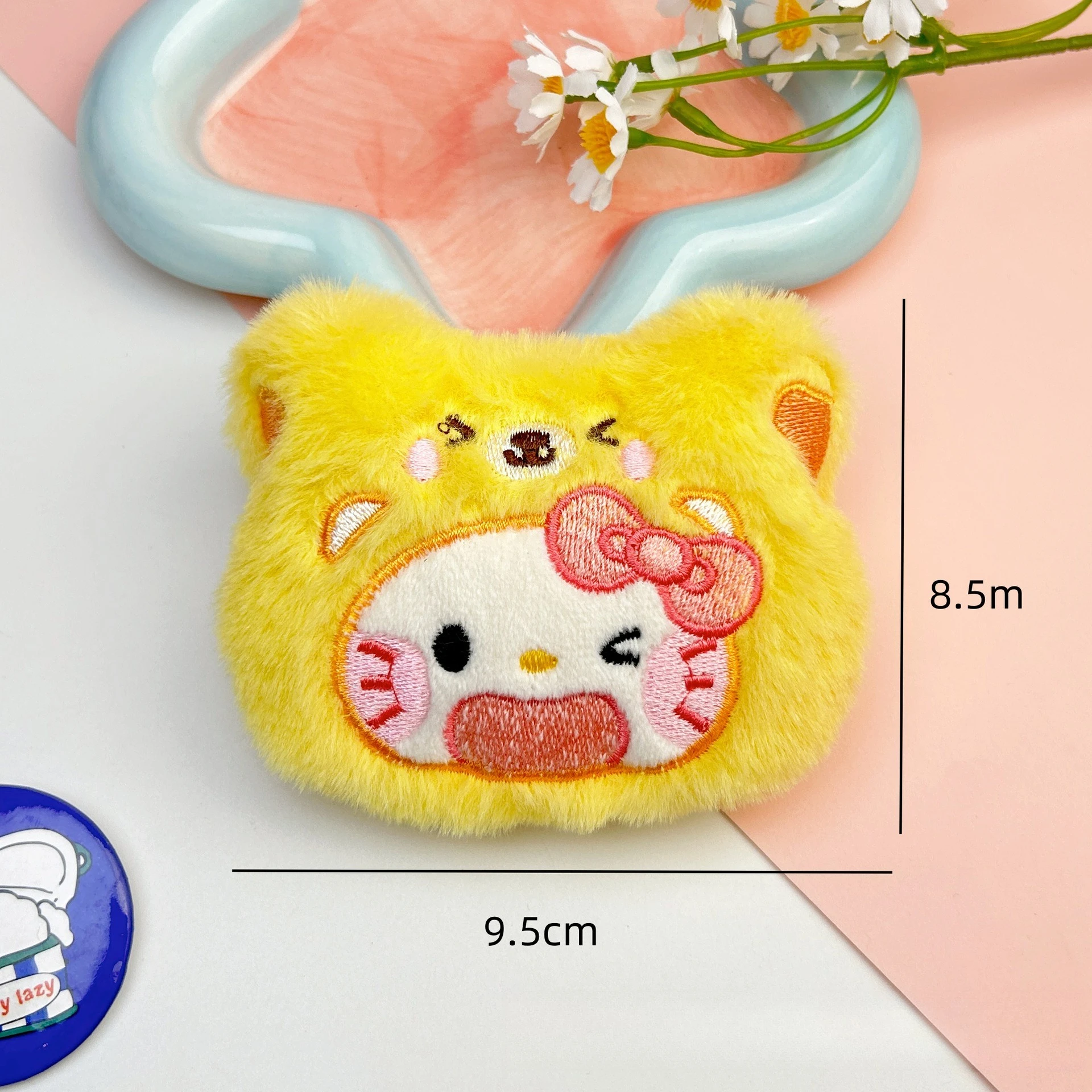 พวงกุญแจตุ๊กตาเฮลโลคิตตี้น่ารัก สไตล์อนิเมะ สำหรับตกแต่งกระเป๋าเป้ ของขวัญสุดน่ารัก นุ่มนิ่ม สร้างสรรค์