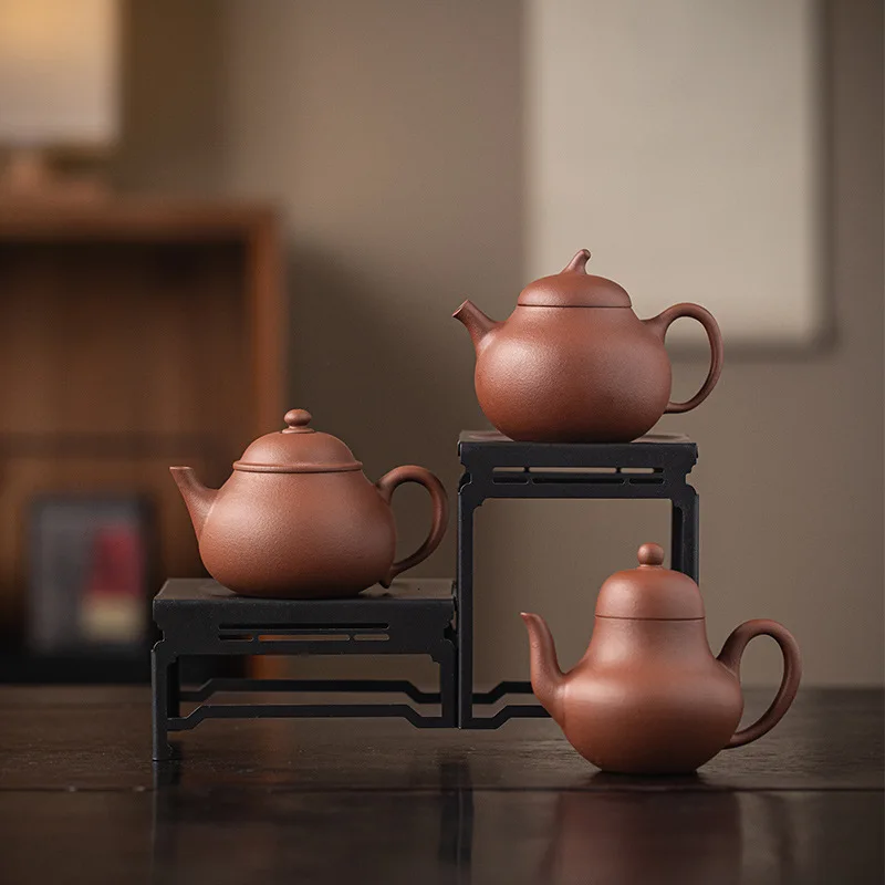

Yixing Zisha Teapot 'The Breathing Pot' - Original Mineral Clay Teapot -