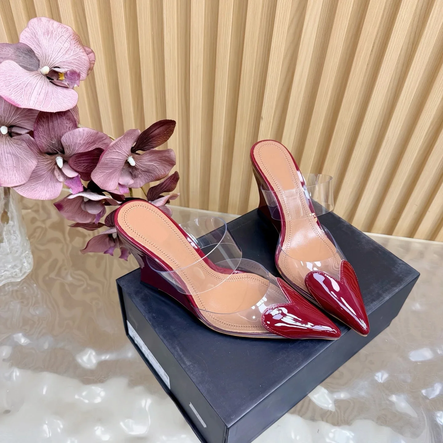 New Shoes Women Genuine Leather Pumps Mary Janes Med Heels Square Toe Buckle Strap Leisure Designer Shoes Zapatillas De Mujer