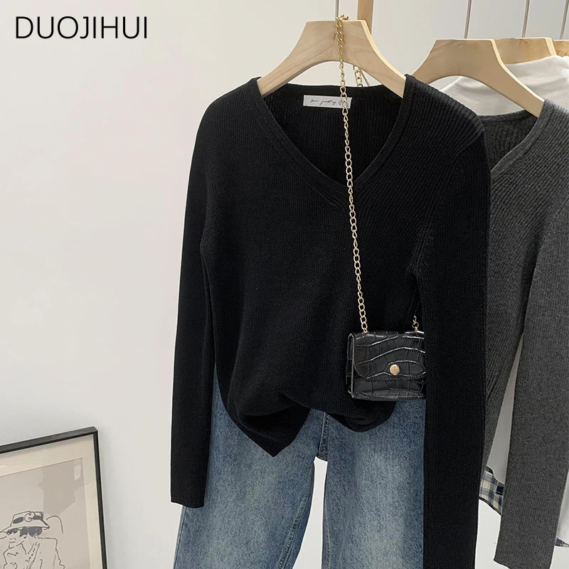 DUOJIHUI Grey Basic Long Sleeve Chicly V-neck Slim Female Pullovers Autumn New Simple Solid Color Fashion Casual Women Pullovers