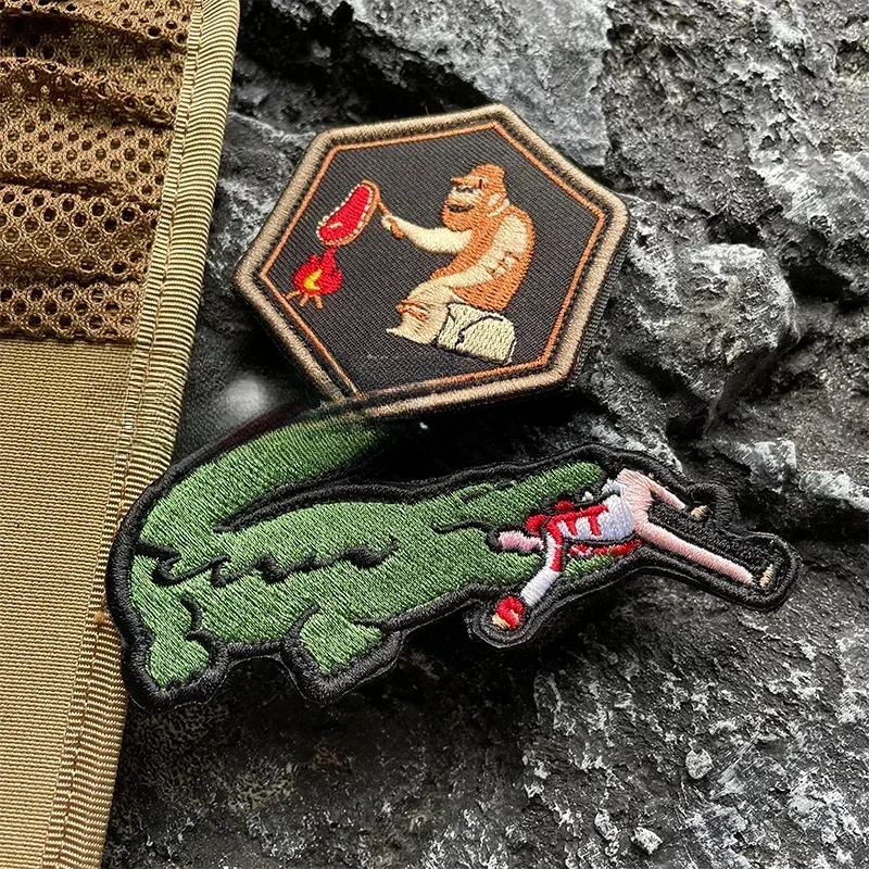 

Biting Crocodile Embroidered Hook&Loop Patches for Clothing Morale Badge Fastener Savage Tactical Backpack Military Patches