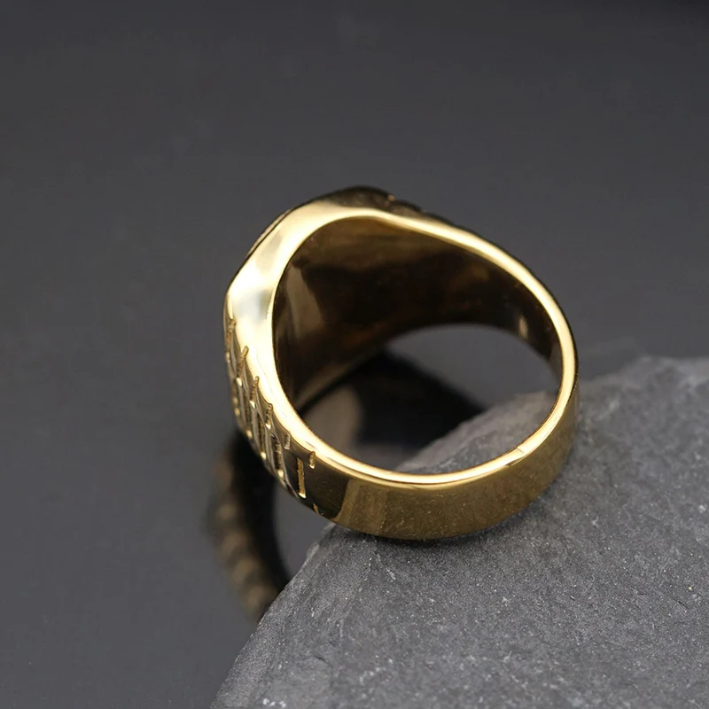 Hiphop Bling Goudkleur Roestvrijstalen Katholieke Beschermheilige Sint St Benedict Van Nursia Heilige Medaille Ring Voor Mannen Rapper Sieraden