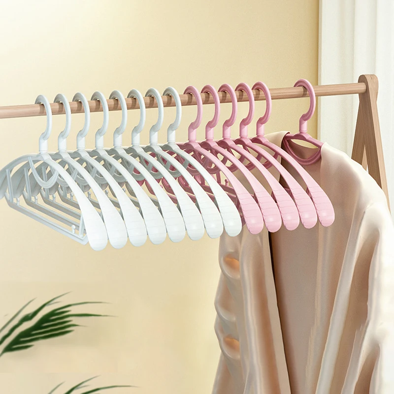 

Non-Slip Hanger Retro Wide-Shoulder Colorful Closet Organizer Hanger for Clothes Organizer Drying Rack for Coat Wardrobe Storage