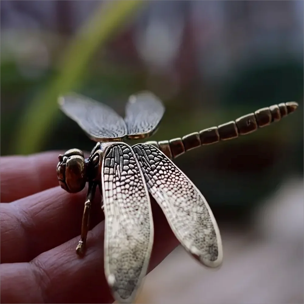Vintage Brass Dragonfly Figurine Ornament - Antique-Style Home & Office Desk Decor, Creative Tea Pet Collectible Statue