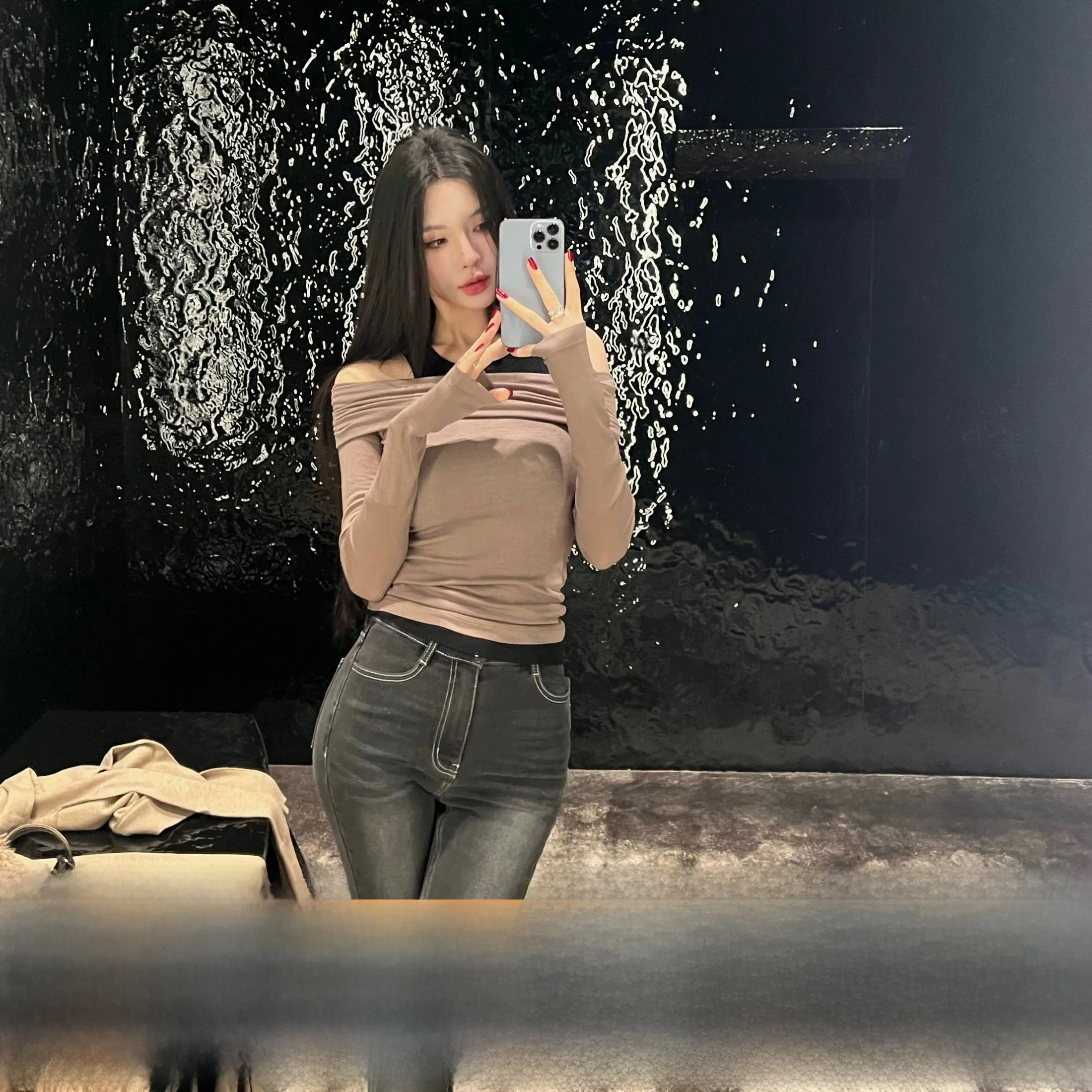 

Футболка Slim Fit Long Sve Wool Blend, дизайн на одно плечо, комплект из двух предметов Ele Top FBB Limit, женская весенняя коллекция Faion...