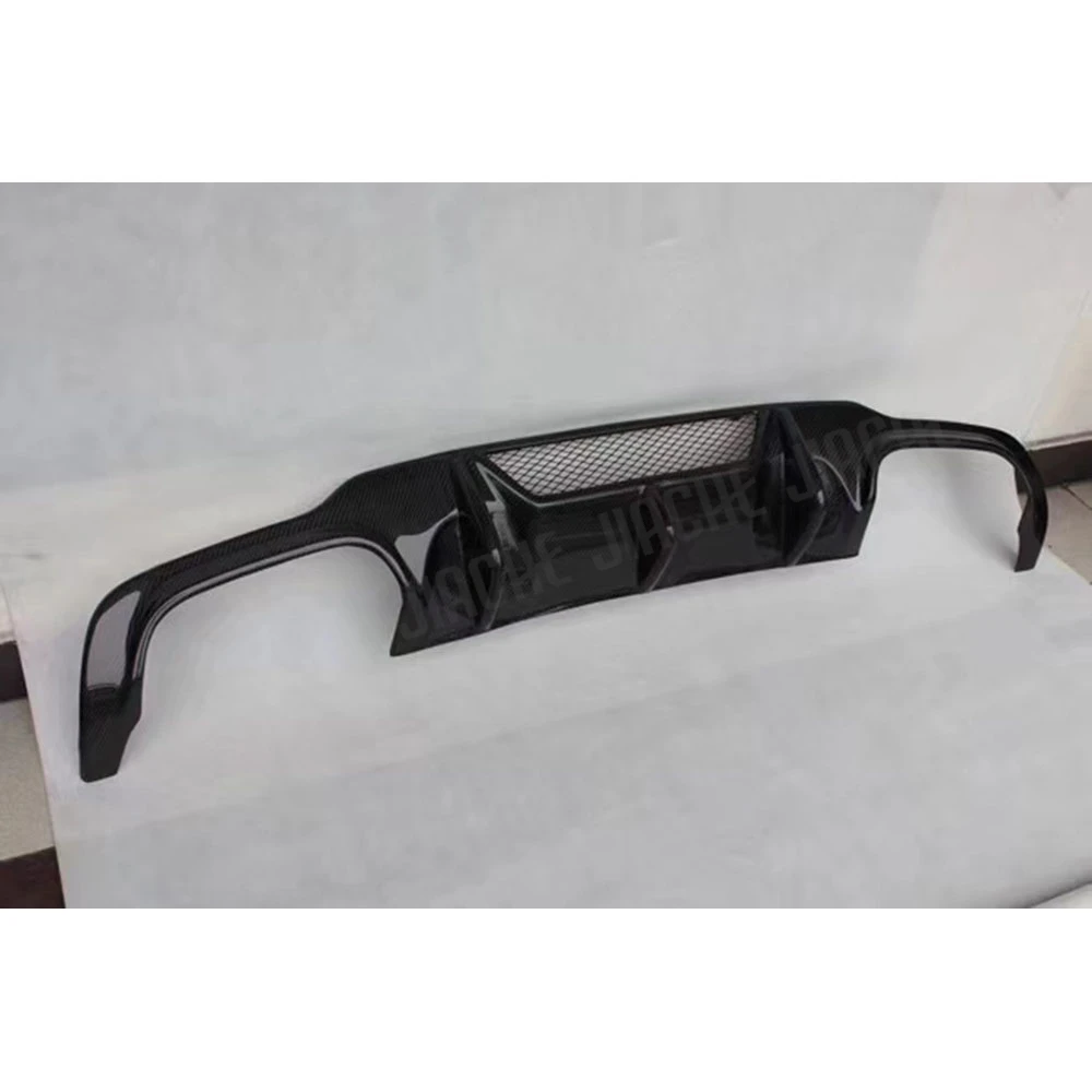Carbon Fiber Rear Diffuser For Mercedes Benz C Class W204 C180 C200 C260 C300 C63 For AMG 2012-2014 Rear Bumper Lip Diffuser view 3