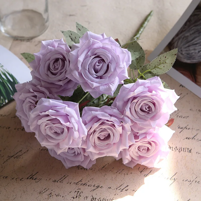 Neuer künstlicher Rosenstrauß mit 9 Köpfen für Hochzeit, Valentinstag, Geschenkdekoration, künstliche Seidenblume für Zuhause, Wohnzimmer, Blumenmuster – Detail 4