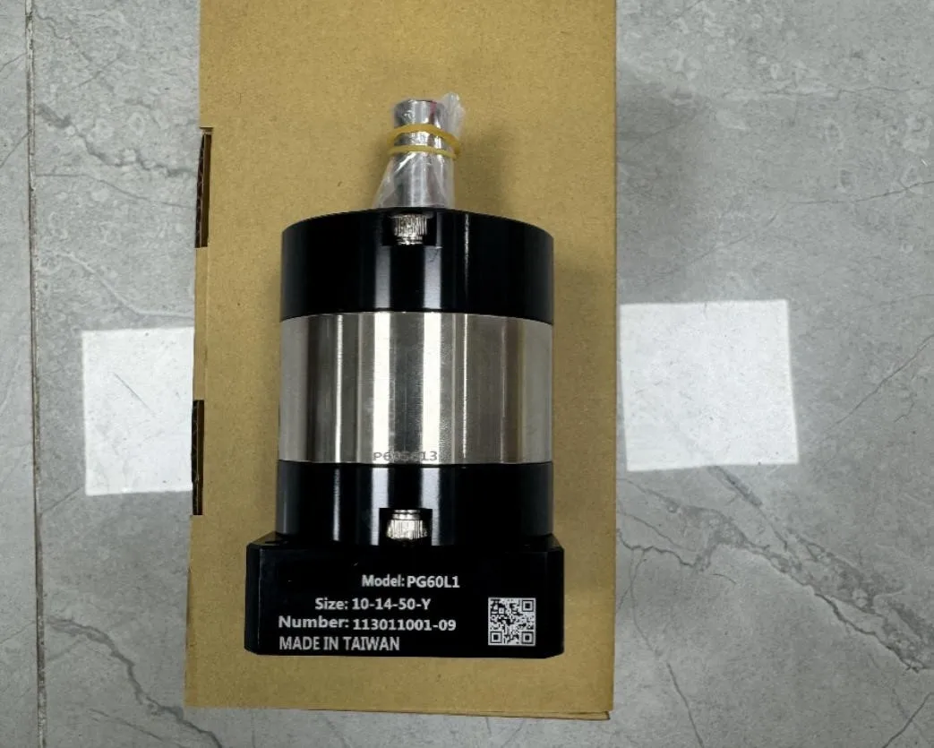 

PG60L1-10-14-50-Y Новый и оригинальный переходник