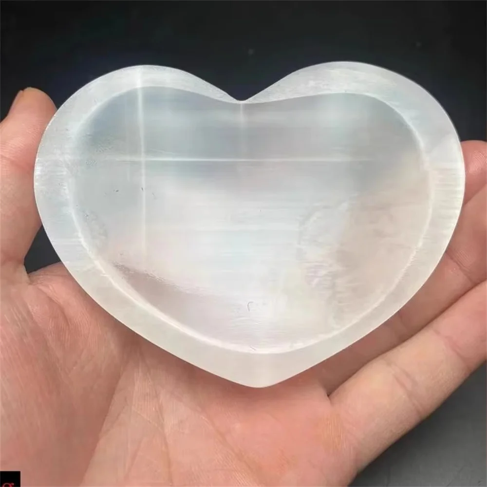 40-140g Natural Selenite Crystal Heart Shape Bowl White Gypsum Coaster Energy Power Minerals Specimen Healing Home Decoration