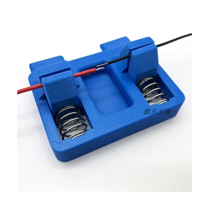 Complete Soldering Tool Kit with Welding Line Clamps, Soldering Station for DIY Projects, PCB Wire Clamp