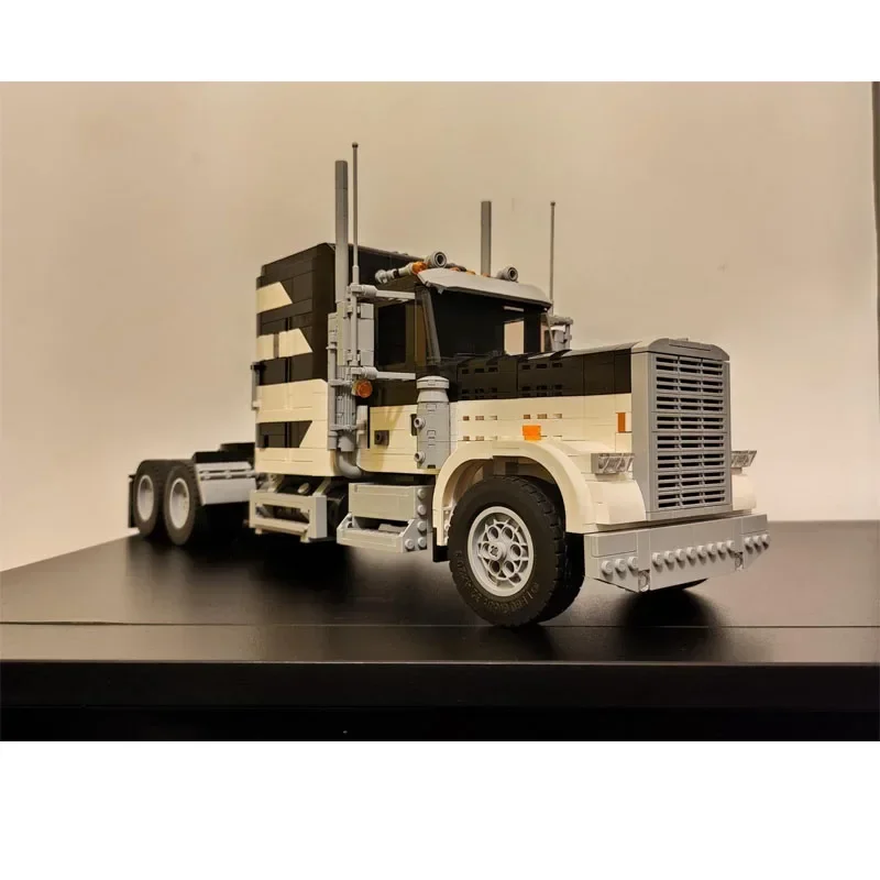 MOC-102740 Klasyczny, ikoniczny model ciężarówki z płaskim bagażnikiem, model do składania z klocków, 2722 elementy, zabawka dla chłopców, prezent urodzinowy dla dzieci