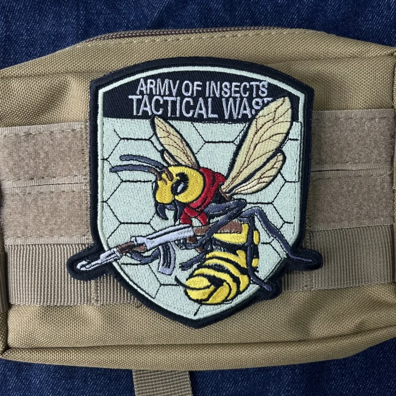 Tactical Insect Bee Mantis Dragonfly Embroidery Hook&Loop Patches Outdoor Morale Badge DIY Applique for Clothes Backpack Sticker