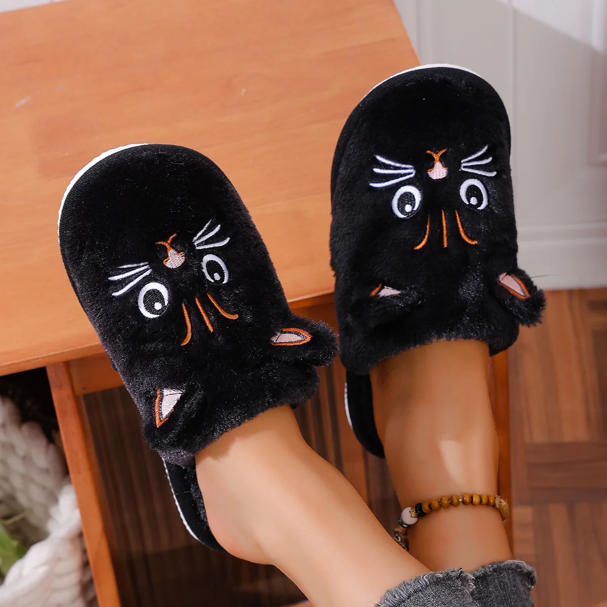 2026 Neue Damen-Plüsch-Katzenpantoffeln, Winter-Warm-Hausschuhe, Weiche EVA-Sohle, Rutschfestes Design – Detail 6