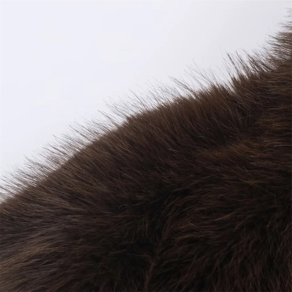 秋冬新作 レディースファッション カジュアル 多彩な着こなしができる シンプルなフェイクファー調ベスト