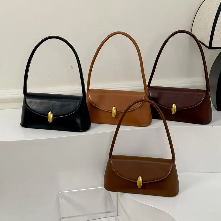 

2026 High-end Retro Small Square Bag for Women, Autumn and Winter Fashion Underarm Single Shoulder Versatile Bag
