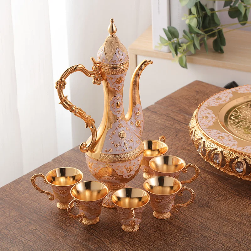 

European Wine Set Metal Set Ancient White Wine Glass Court Retro Featured Wine Pot Gift Box Antique Liquor Divider Golden Home