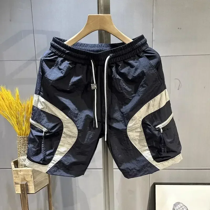 American Tooling Schnell trocknende Sommer-Sport-Shorts für Herren, gewebte Freizeithose, lockere Basketball-Hose, einfache Mode, Campus-Stil