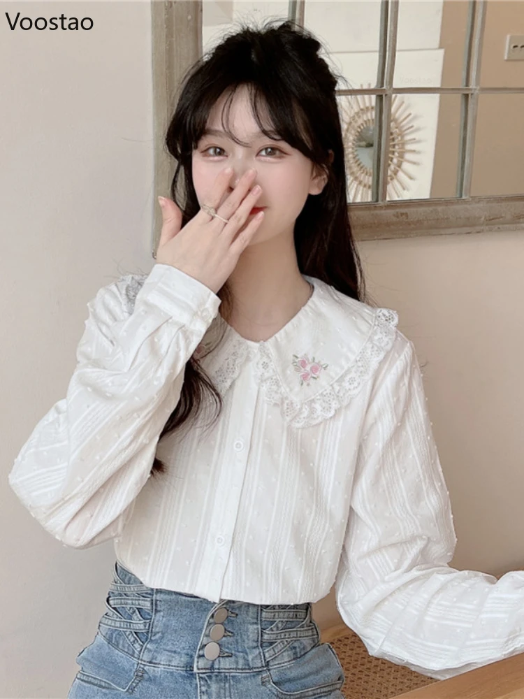 Sweet Lolita White Shirt Women Harajuku Lace Ruffles Flower Embroidery Peter Pan Collar Blouses Preppy Style Long Sleeve Tops