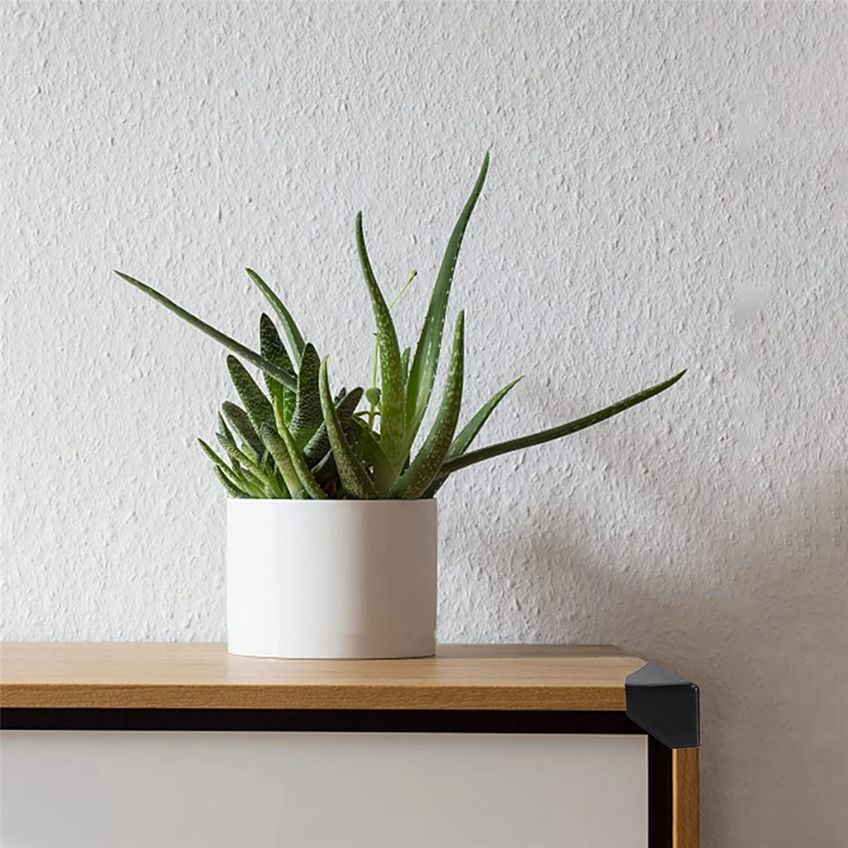 200 Pcs Shipping Box Corner Protectors Plastic Packaging Edge Protectors for Box Shipping