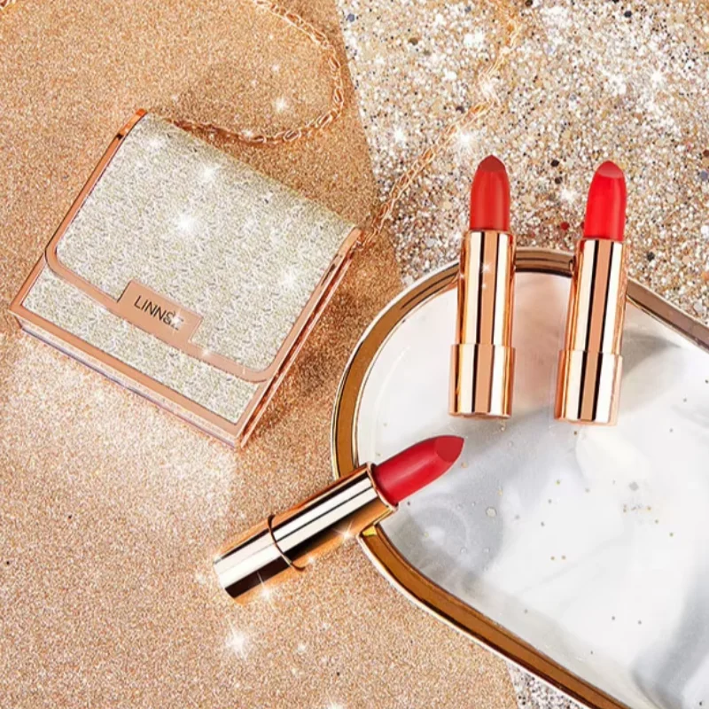 Juego de lápiz labial mate, 3 colores con cadena plateada, bolsa brillante, resistente al agua, antiadherente, maquillaje de labios rojo de larga duración, 3,5g x 3 uds.