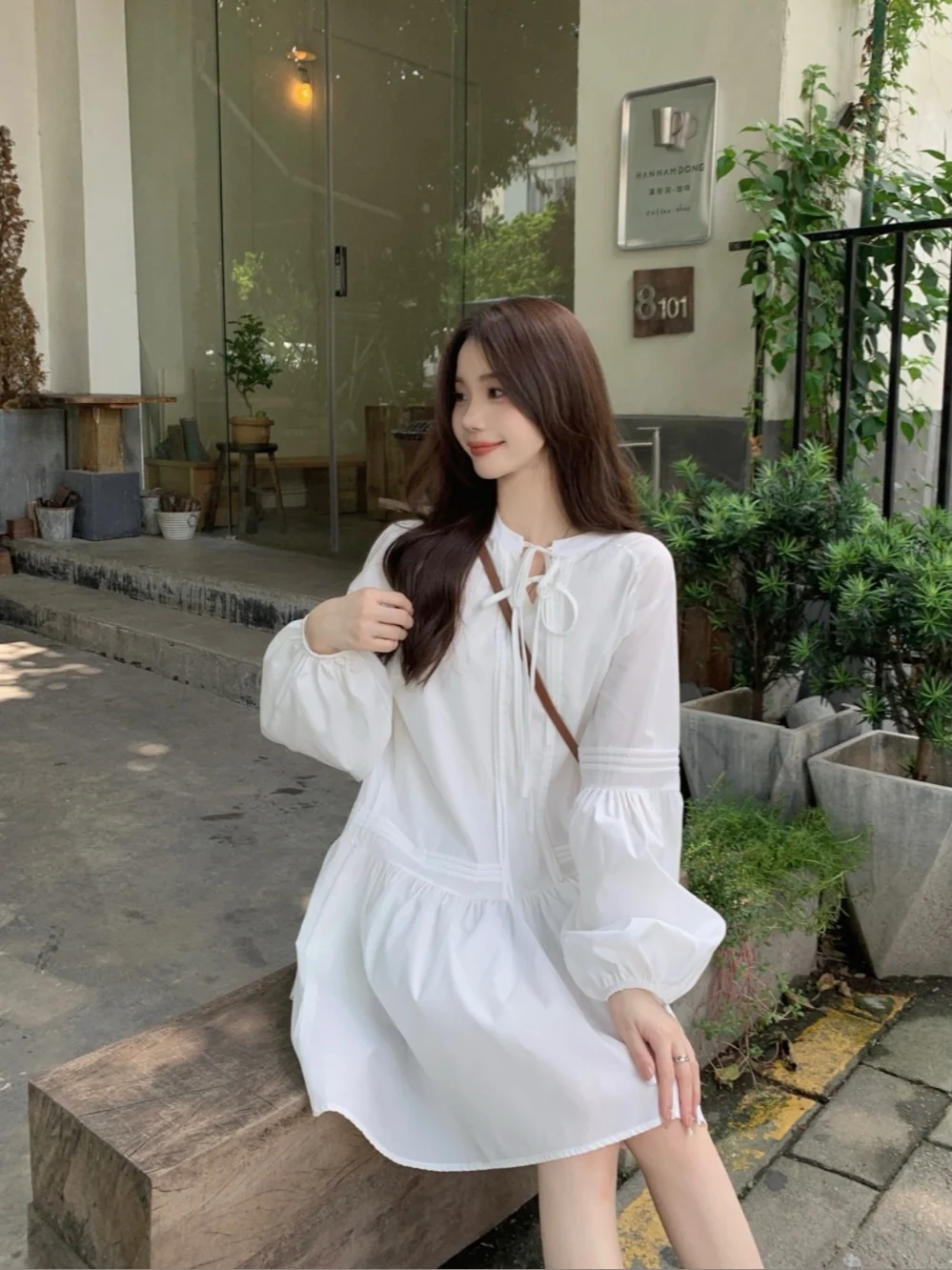 スイートボウレースランタンスリーブドレスレディースルーズAラインドールショートスカート秋の新スタイル快適な通勤スタイル長袖