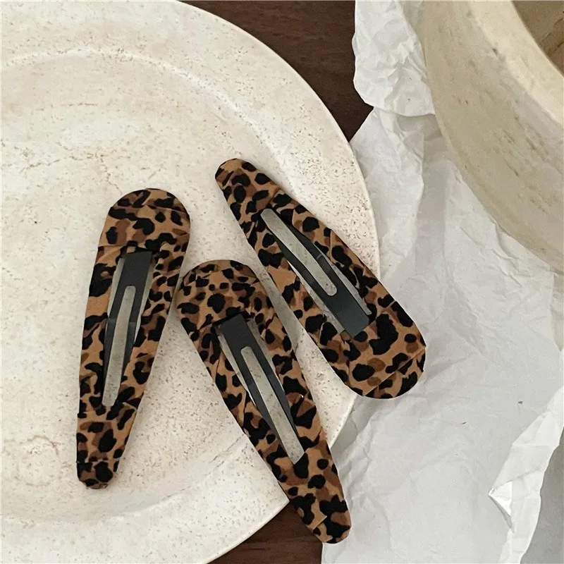 Fashion Vintage Leopard Print Cloth Wrap Hair Clip Headdress 2024 Autumn Winter Korean Geometric Hairpin Female Hair Accessories