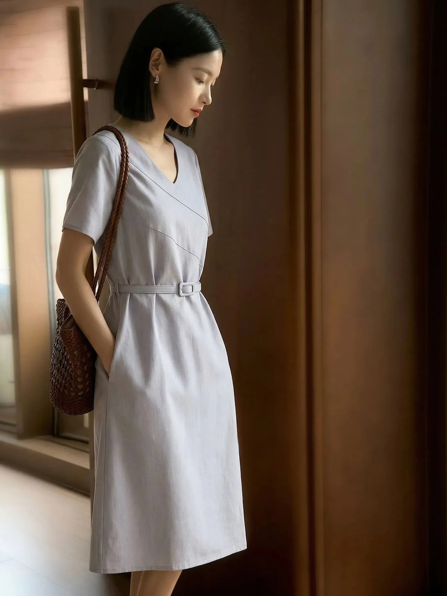 

Chivirin Summer Slim Fit V-Neck Short Sleeve A-Line Dress Women's Elegant Minimalist Style Polyester Cotton Blend Skirt