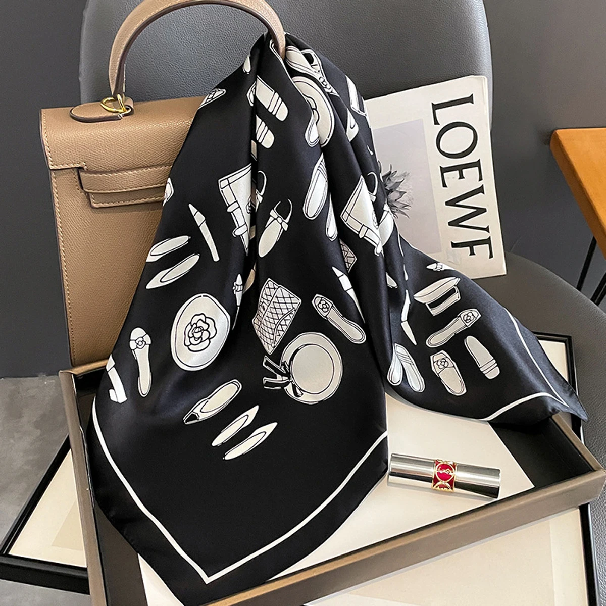 70*70cm Frauen 100% Seide Schal solide Frühling Sommer dünne lässige Schals für Damen Schals Tasche Wraps Quaste weiblich schwarz weiß