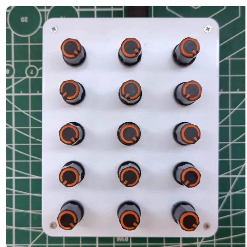 15 Knob Knob Custom CC Information Volume USB-C interface Music Hosting Software MIDI Controller
