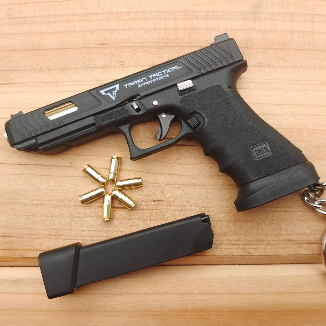 1:3 Scale G34TTI G17 Metal Mini Model Gun Toy Detachable Keychain and Shell Pop-up Decompression Gadget for Men's Gift With box view 4